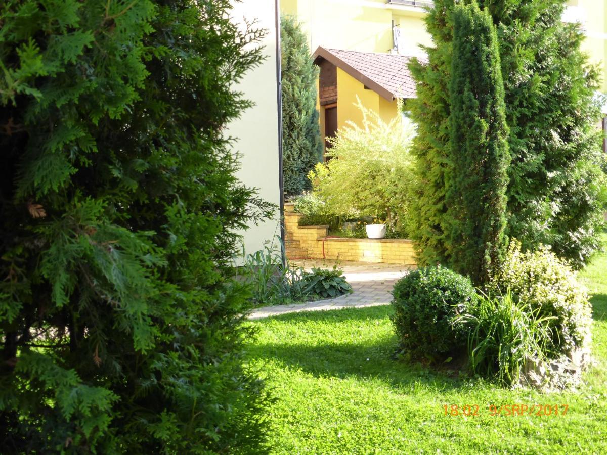 Pension Maja Чески-Крумлов Экстерьер фото